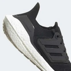 Adidas Shoes Women's ULTRABOOST 22 - Core Black/Core Black/Ftwr White - Regular (B) 14 Adidas Shoes Women's ULTRABOOST 22 - Core Black/Core Black/Ftwr White - Regular (B)