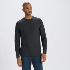 Vuori Men's Long Sleeve Strato Tech Tee - Charcoal Heather Tops
