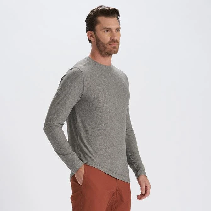 Vuori Men's Long Sleeve Strato Tech Tee - Heather Grey Apparel 3 Vuori Men's Long Sleeve Strato Tech Tee - Heather Grey Apparel