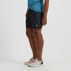 Vuori Men's Kore Short - Black Watercolor Camo Apparel