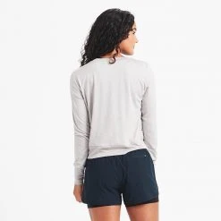 Vuori Women's Daydream Crew Top - Light Grey Heather