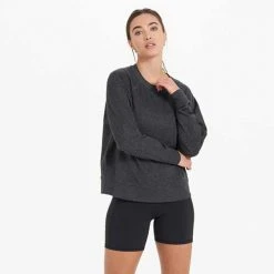 Vuori Women's Long Sleeve Halo Crew - Charcoal Heather