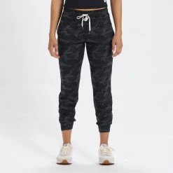 Vuori Bottoms Women's Performance Jogger - Black Camo