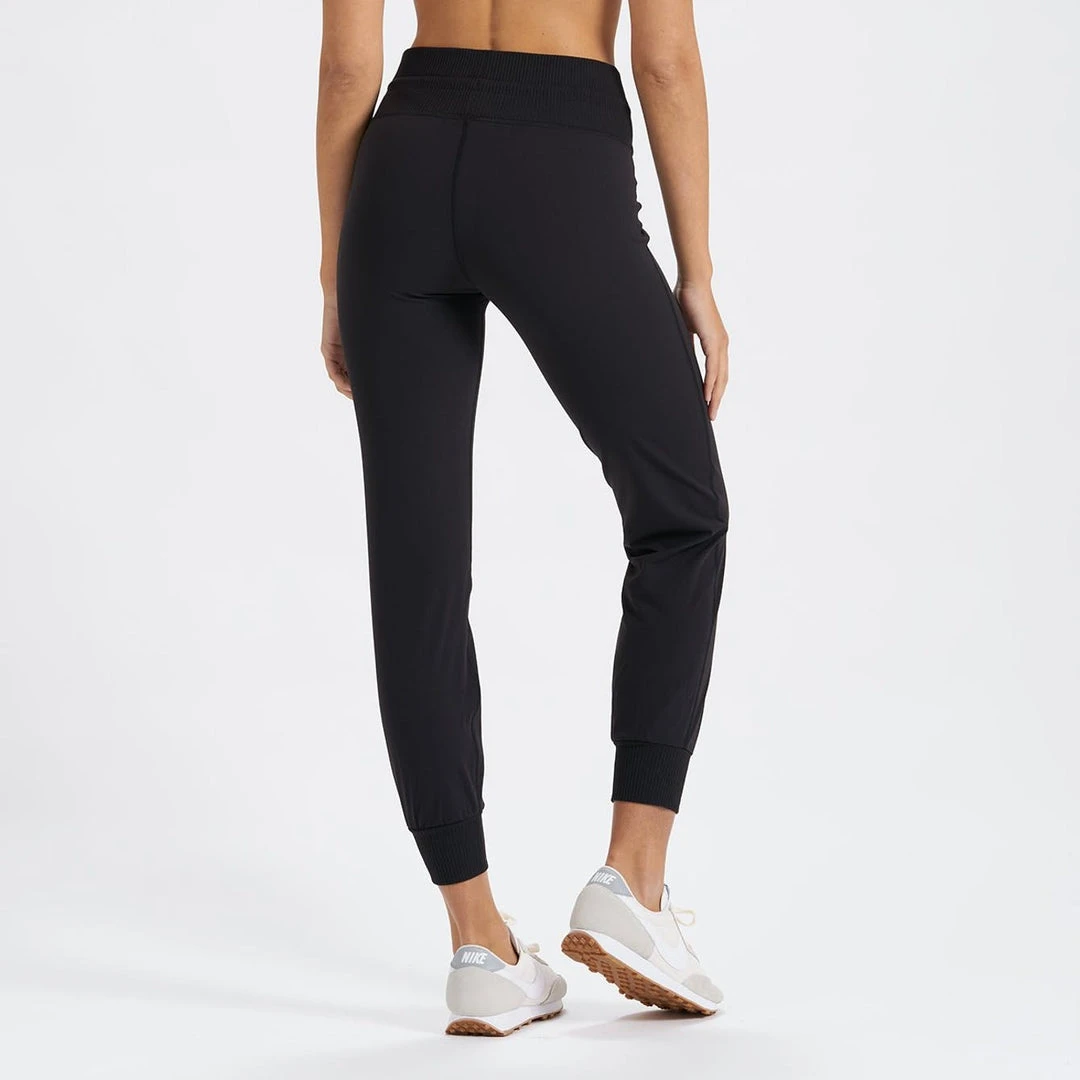 Vuori Bottoms Women's Daily Jogger - Black 3 Vuori Bottoms Women's Daily Jogger - Black