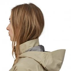 Patagonia Sustainability Women's Torrentshell 3L City Coat - Basin Green 11 Patagonia Sustainability Women's Torrentshell 3L City Coat - Basin Green