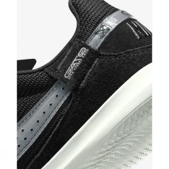 JR Nike Streetgato Soccer Shoe - Black/Summit White 12 JR Nike Streetgato Soccer Shoe - Black/Summit White