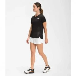 North Face Women's Movmynt Short 2.0 - TNF White Bottoms 6 North Face Women's Movmynt Short 2.0 - TNF White Bottoms