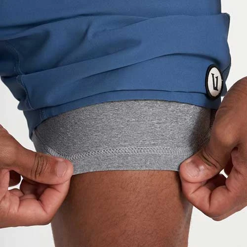 Vuori Bottoms Men's Kore Short - Pool Blue 4 Vuori Bottoms Men's Kore Short - Pool Blue