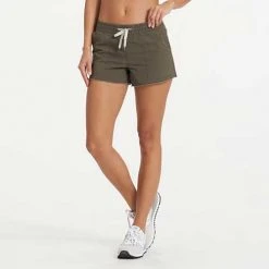 Vuori Women's Vintage Ripstop Short - Dark Oregano Bottoms