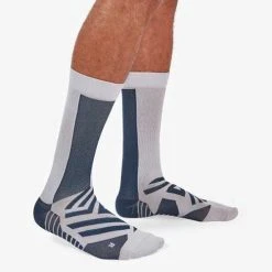 On Running Men's High Sock - Navy/Lilac Socks