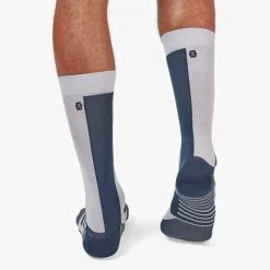 On Running Men's High Sock - Navy/Lilac Socks