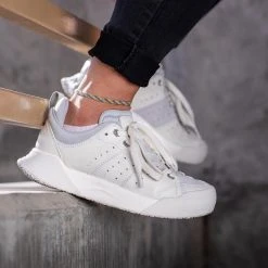 Deckers Lab Women's X-SCAPE NBK Low Sneaker - Blanc/Light Grey - Regular (B) 16 Deckers Lab Women's X-SCAPE NBK Low Sneaker - Blanc/Light Grey - Regular (B)