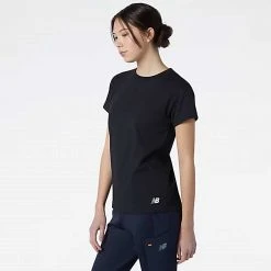 New Balance Women's Relentless Crew - Black Multi Tops