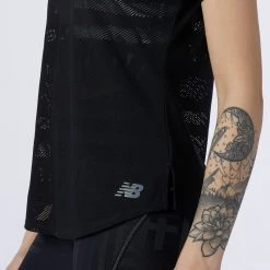 New Balance Women's Q Speed Jacquard Short Sleeve Top - Black 7 New Balance Women's Q Speed Jacquard Short Sleeve Top - Black