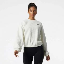 New Balance Women's Transform Springloft Pullover - Sea Salt Tops