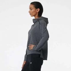 New Balance Women's Q Speed Shift Hoodie - Black Heather