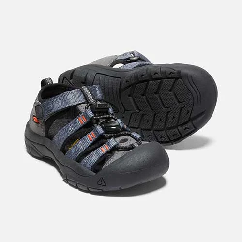 KEEN Youth Little Kids' Newport H2 Sandal - Steel Grey/Black 6 KEEN Youth Little Kids' Newport H2 Sandal - Steel Grey/Black