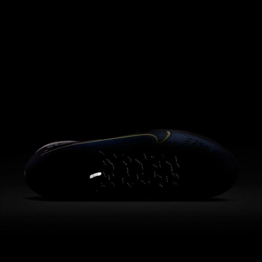 Nike Men's Superfly 7 Elite MDS IC Soccer Cleat - Blue Void/White/Black/Metallic Silver 7 Nike Men's Superfly 7 Elite MDS IC Soccer Cleat - Blue Void/White/Black/Metallic Silver