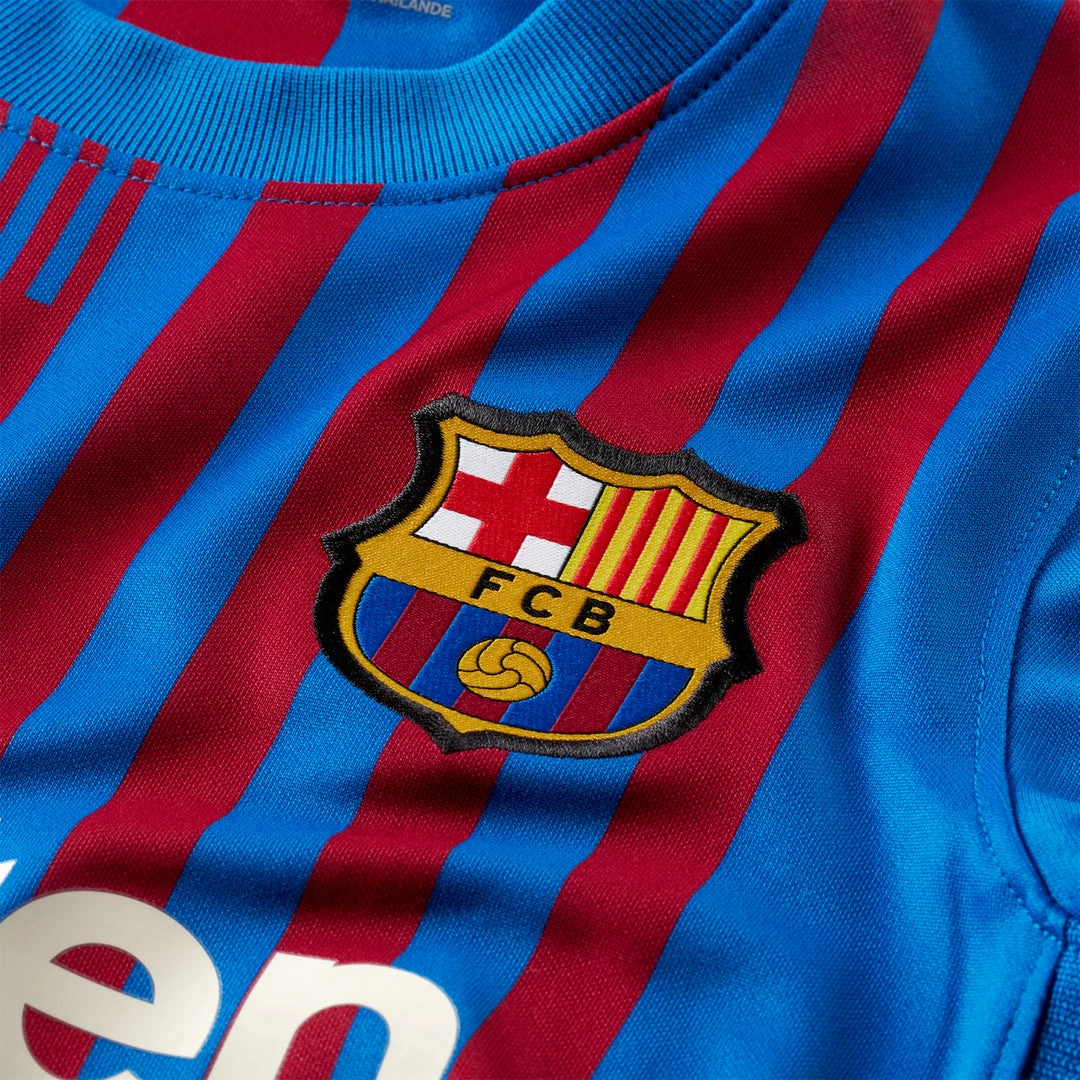 Nike Youth FC Barcelona 2021/22 Stadium Home Jersey - Soar/Pale Ivory 8 Nike Youth FC Barcelona 2021/22 Stadium Home Jersey - Soar/Pale Ivory