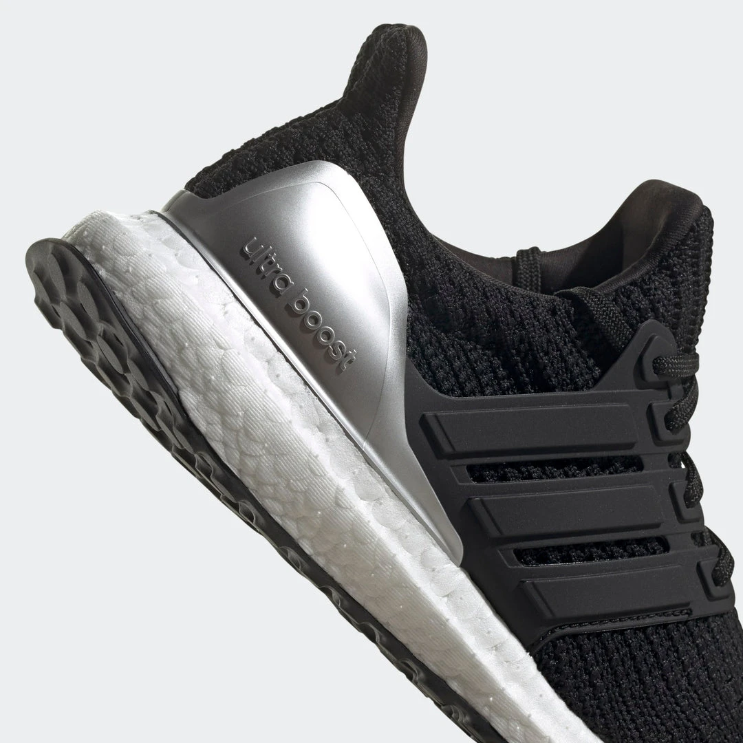Adidas JR Ultraboost DNA 4.0 Shoes - Core Black/Core Black/Cloud White Youth 9 Adidas JR Ultraboost DNA 4.0 Shoes - Core Black/Core Black/Cloud White Youth